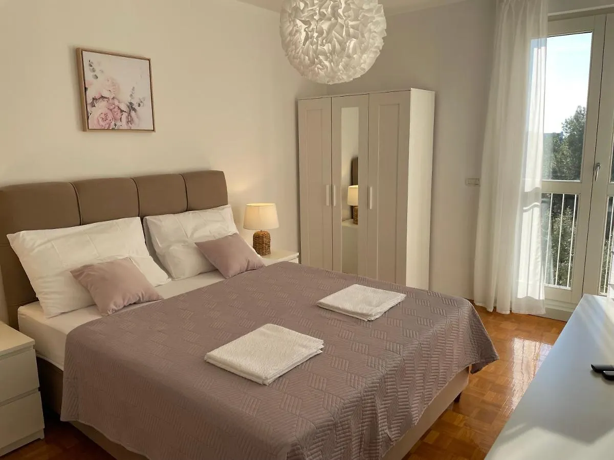 Apartment Bella Veruda In Πούλα 0*,  Κροατία